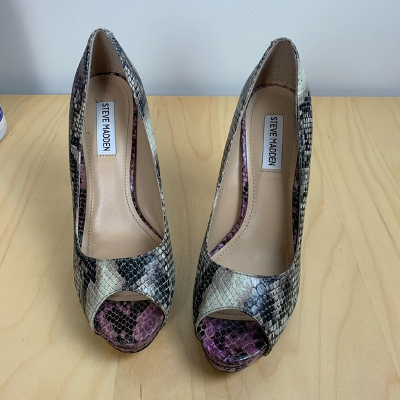 Steve Madden Heels  Faux Snake Skin Pattern Sz 9 - Picture 3 of 8